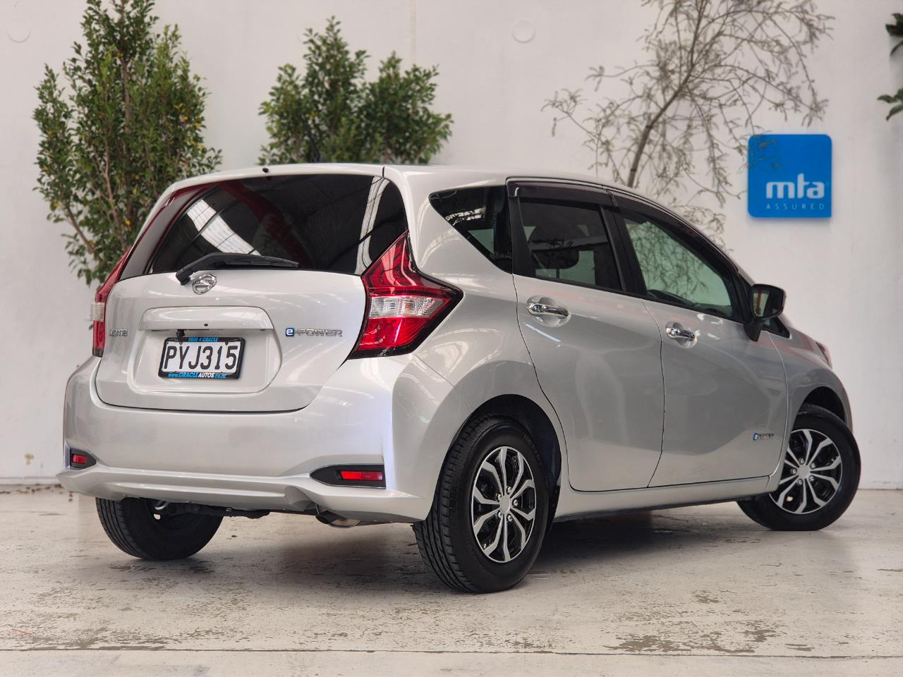 2017 Nissan Note thumbnail