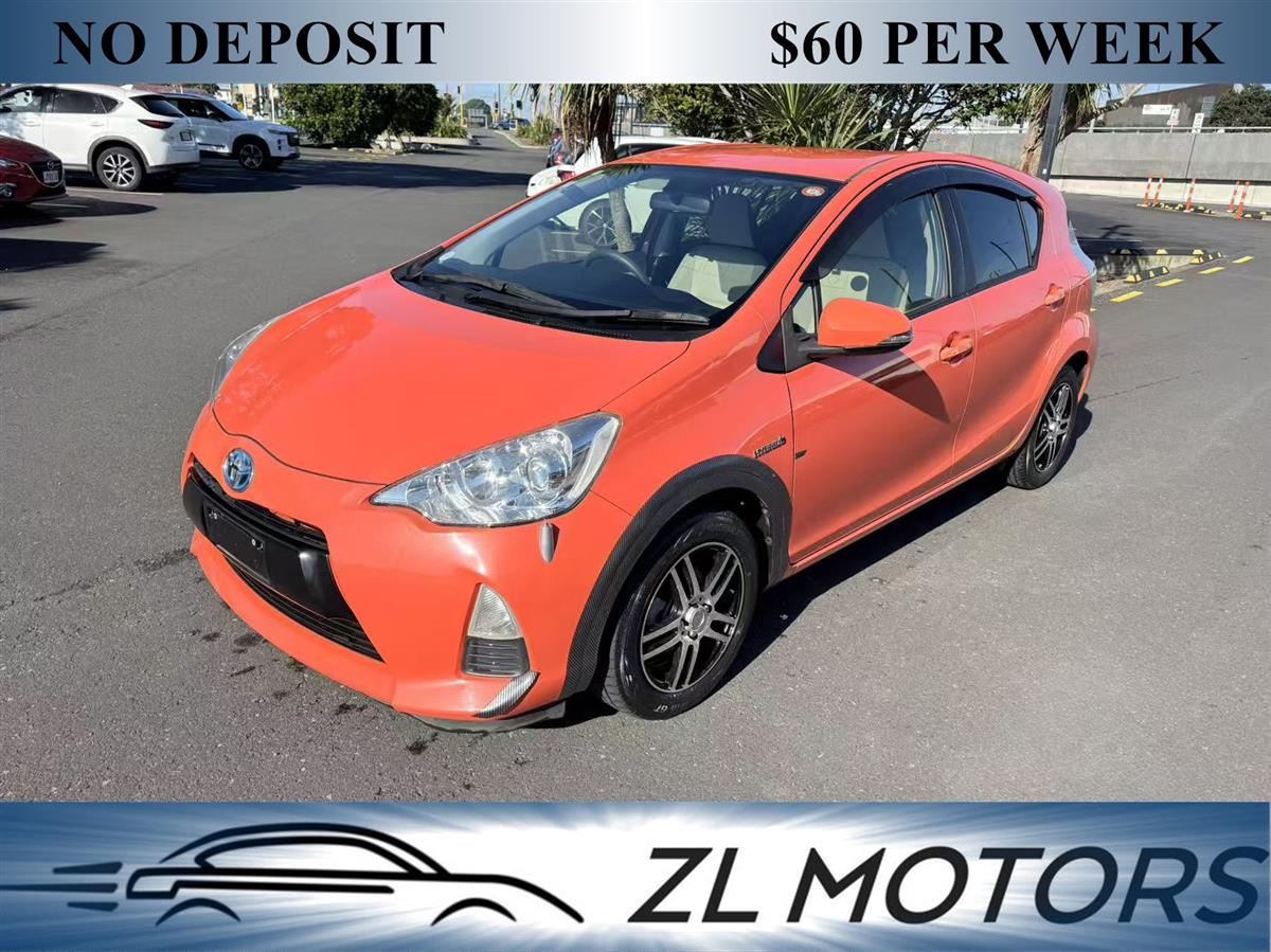 2014 Toyota Aqua thumbnail