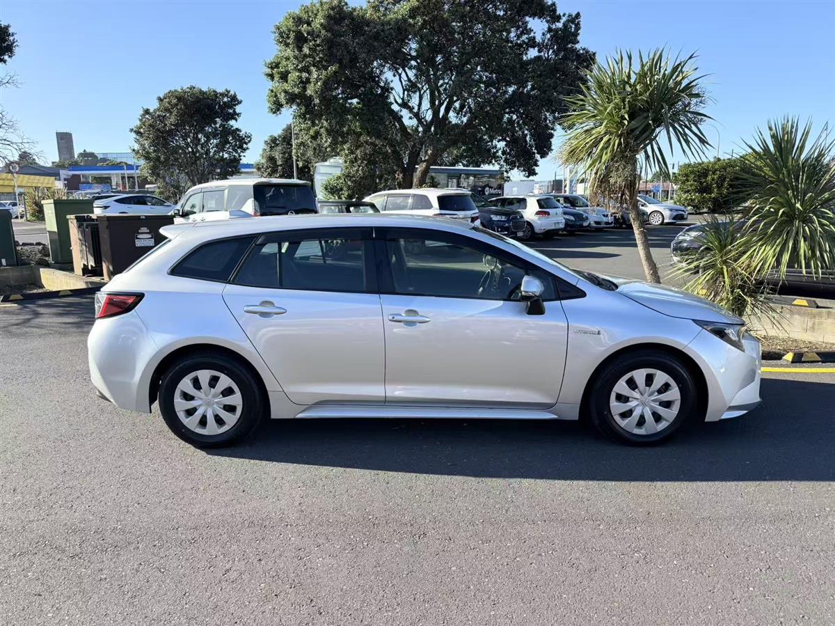 2020 Toyota Corolla thumbnail