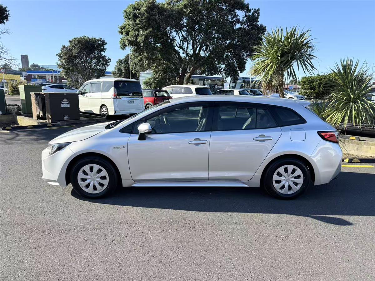 2020 Toyota Corolla thumbnail