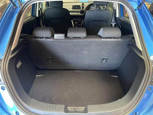 2015 Mazda Demio thumbnail