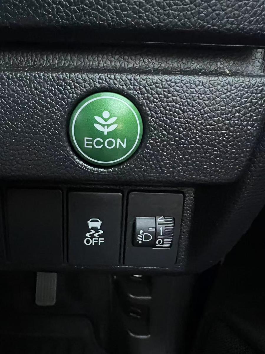2014 Honda Fit thumbnail