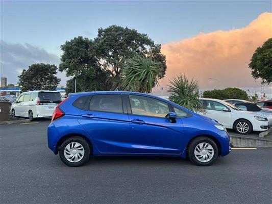 2014 Honda Fit thumbnail