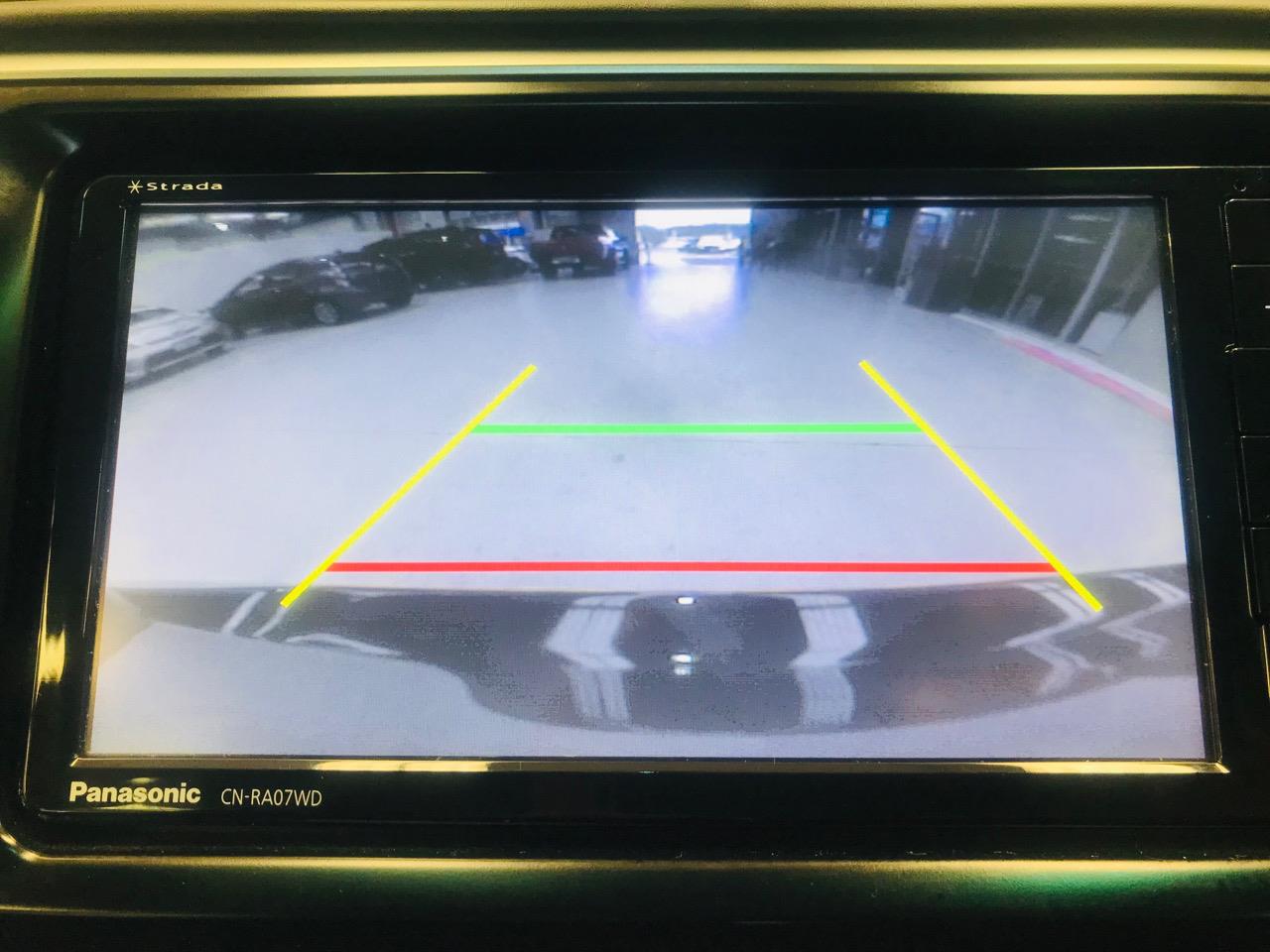 2012 Toyota Camry thumbnail