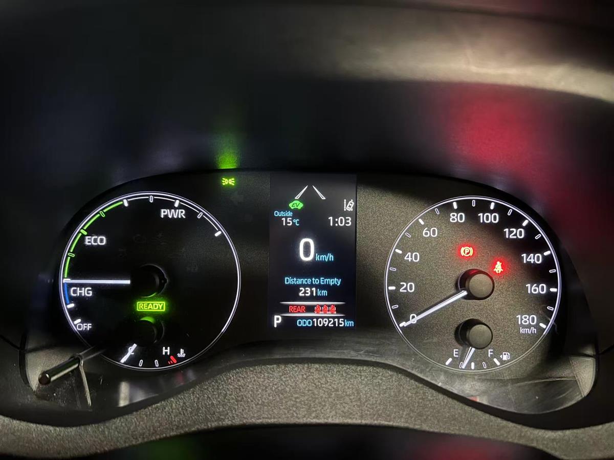 2021 Toyota Yaris thumbnail