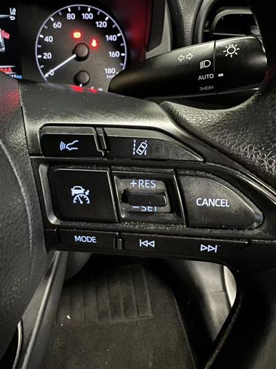 2021 Toyota Yaris thumbnail