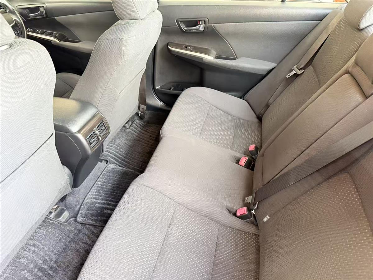 2012 Toyota Camry thumbnail