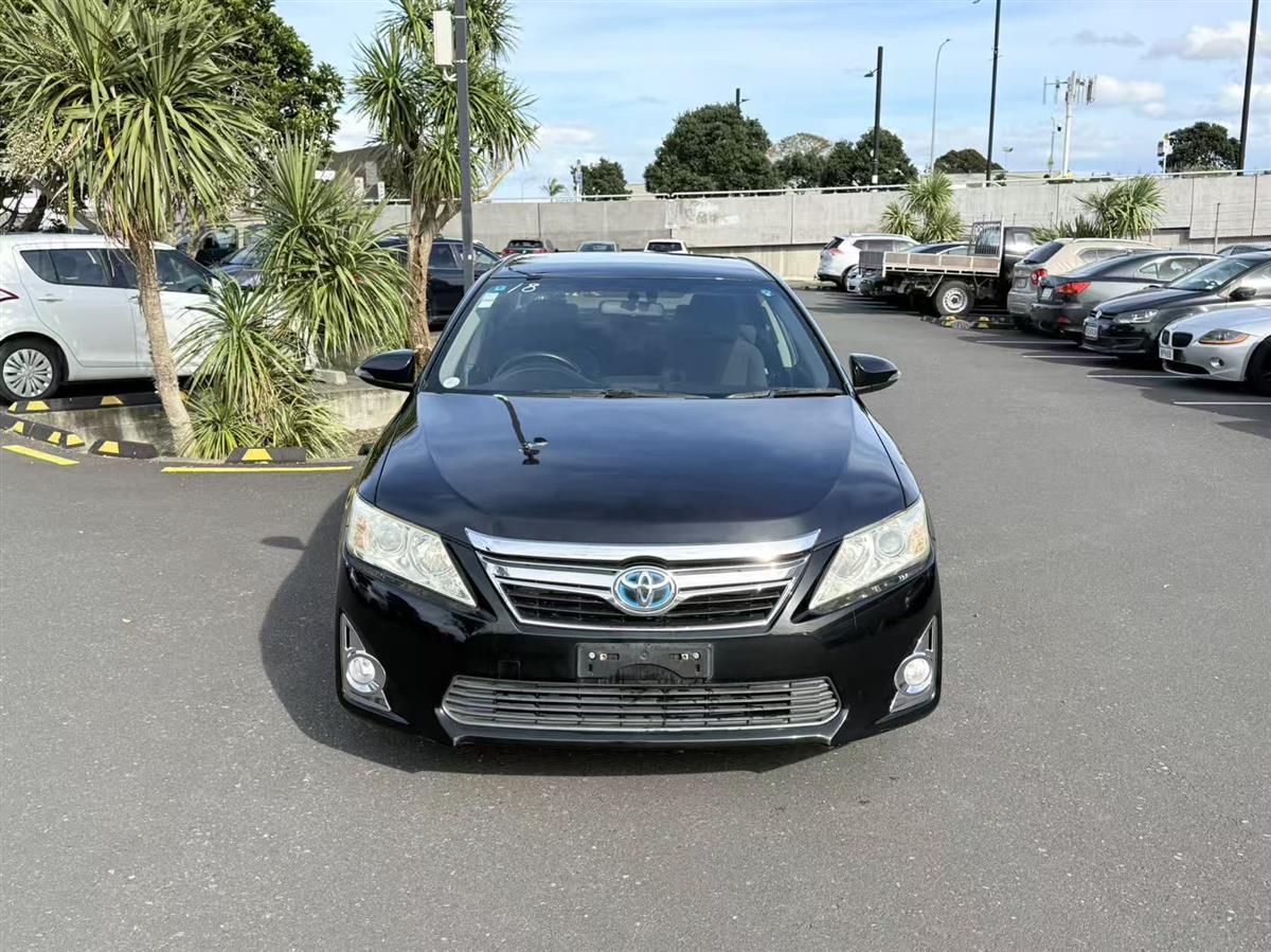 2012 Toyota Camry thumbnail