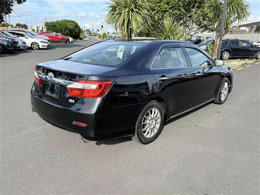 2012 Toyota Camry thumbnail