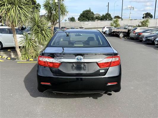 2012 Toyota Camry thumbnail