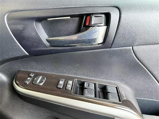 2012 Toyota Camry thumbnail