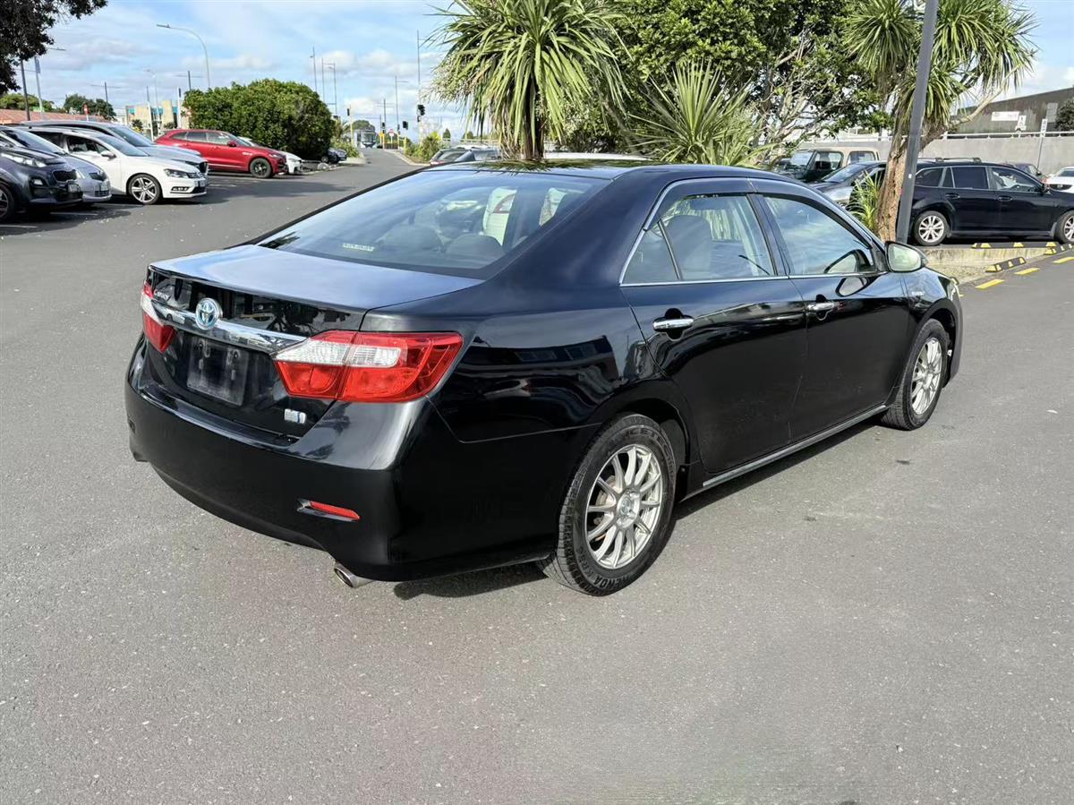 2012 Toyota Camry thumbnail