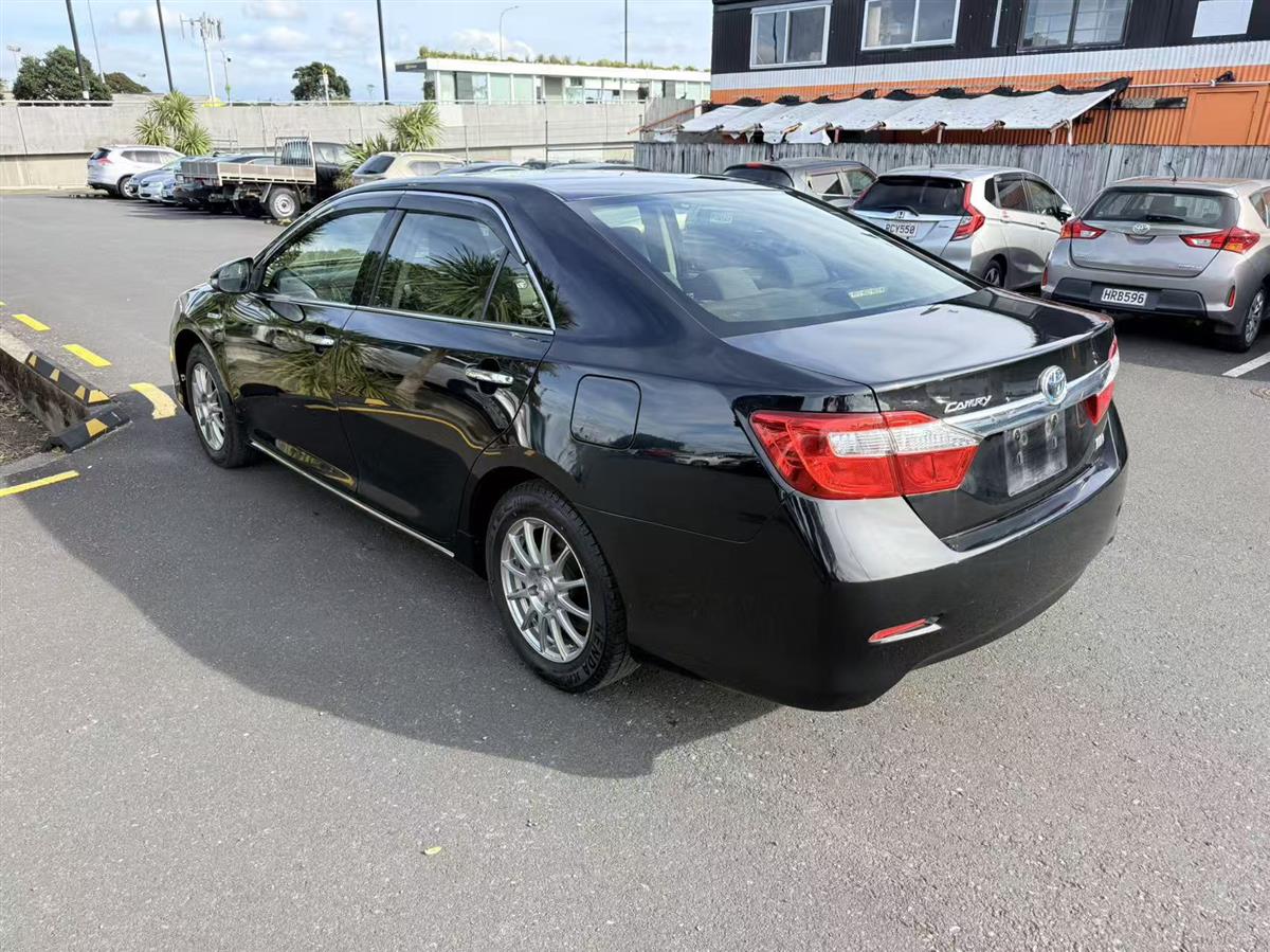 2012 Toyota Camry thumbnail