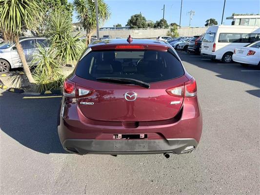 2017 Mazda Demio thumbnail