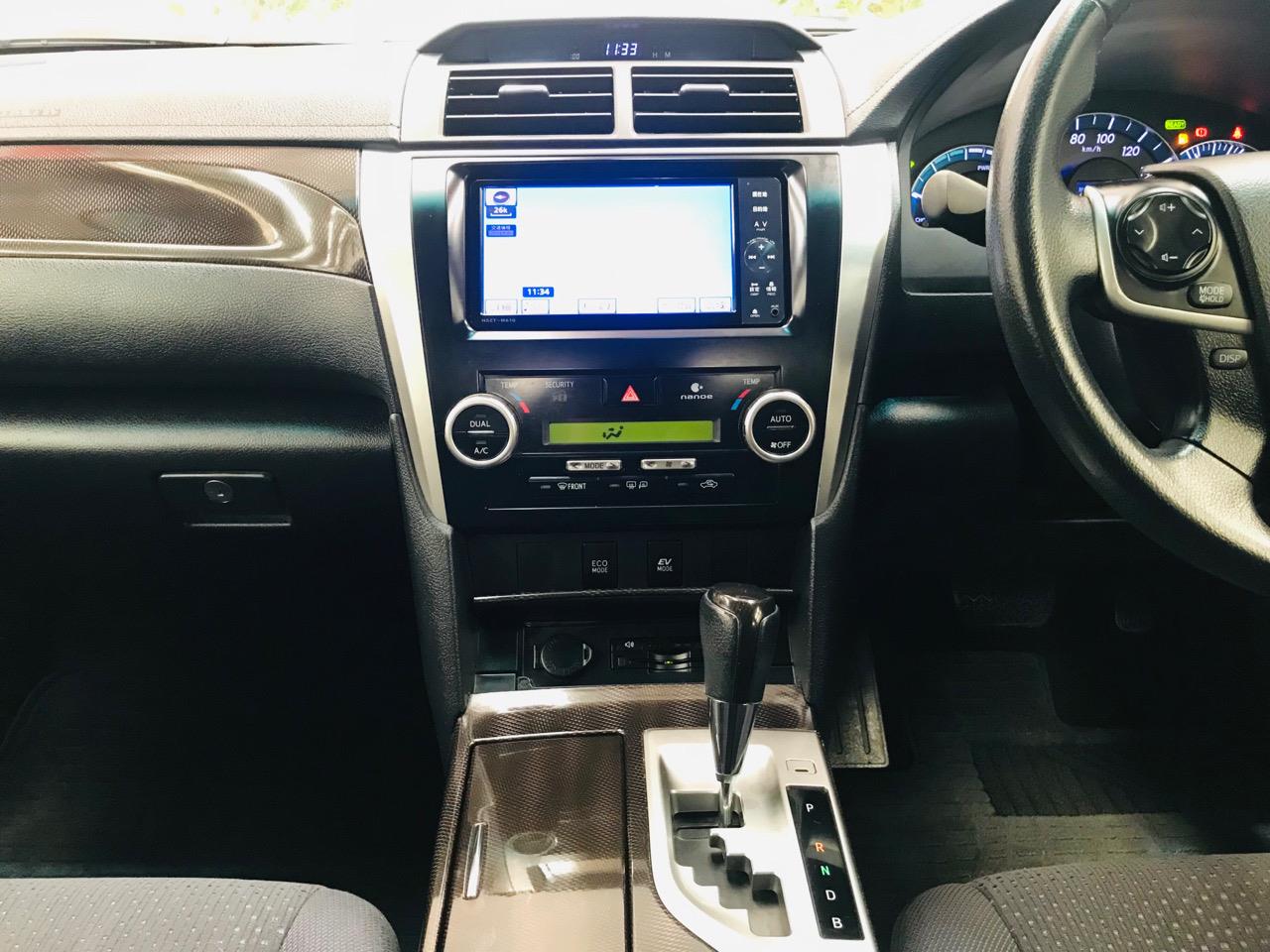 2012 Toyota Camry thumbnail