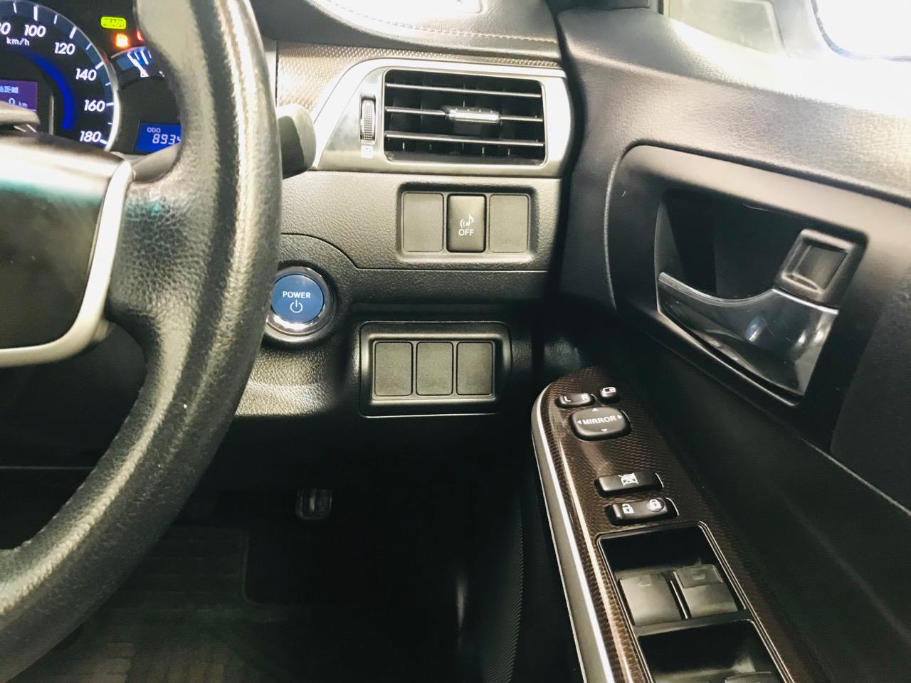 2012 Toyota Camry thumbnail