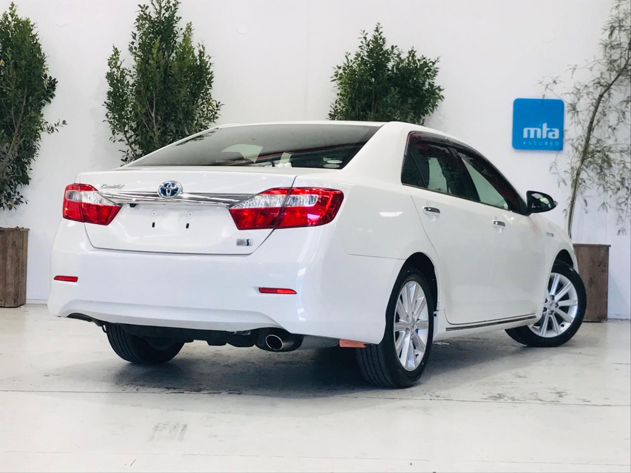 2012 Toyota Camry thumbnail