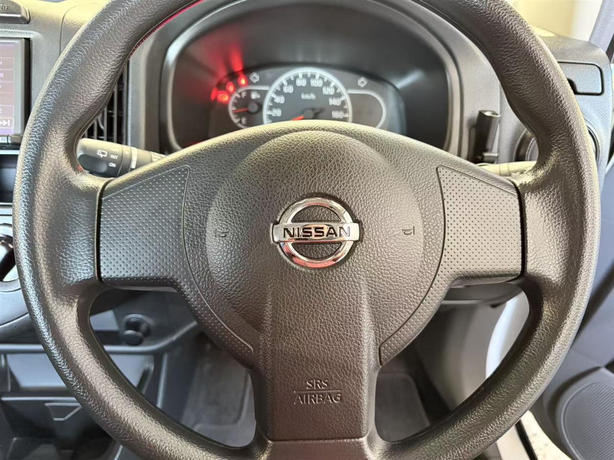 2021 Nissan AD thumbnail