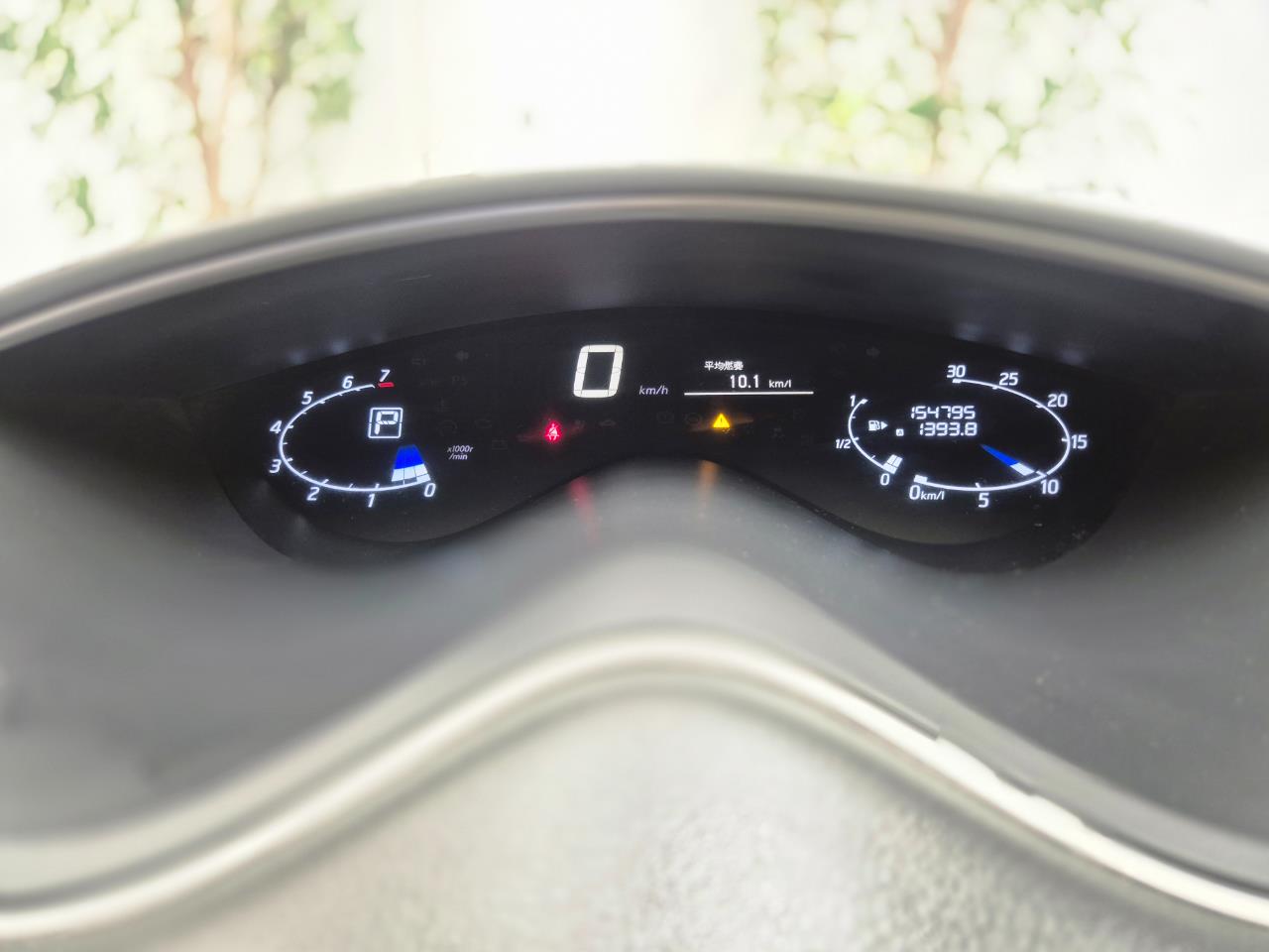 2013 Nissan Serena thumbnail