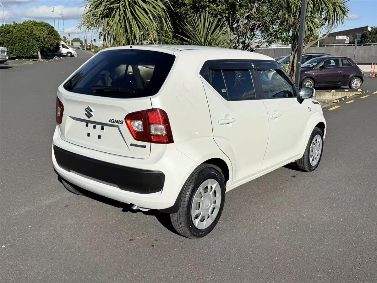2018 Suzuki Ignis thumbnail