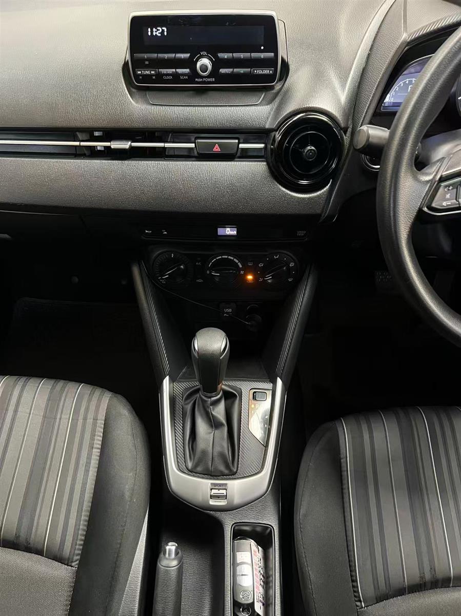 2021 Mazda Demio thumbnail