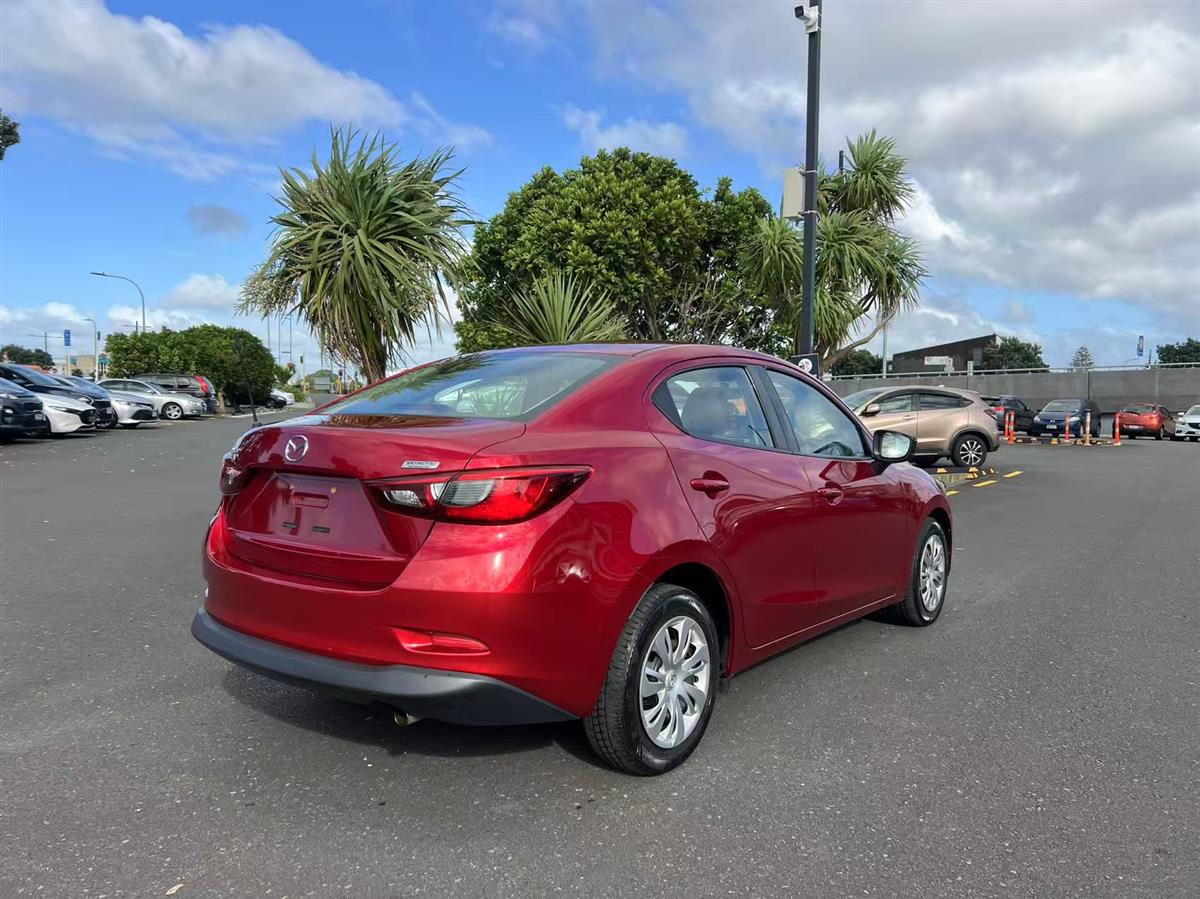 2021 Mazda Demio thumbnail