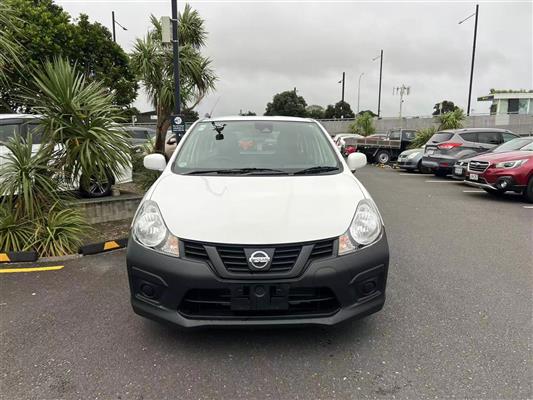 2021 Nissan AD thumbnail