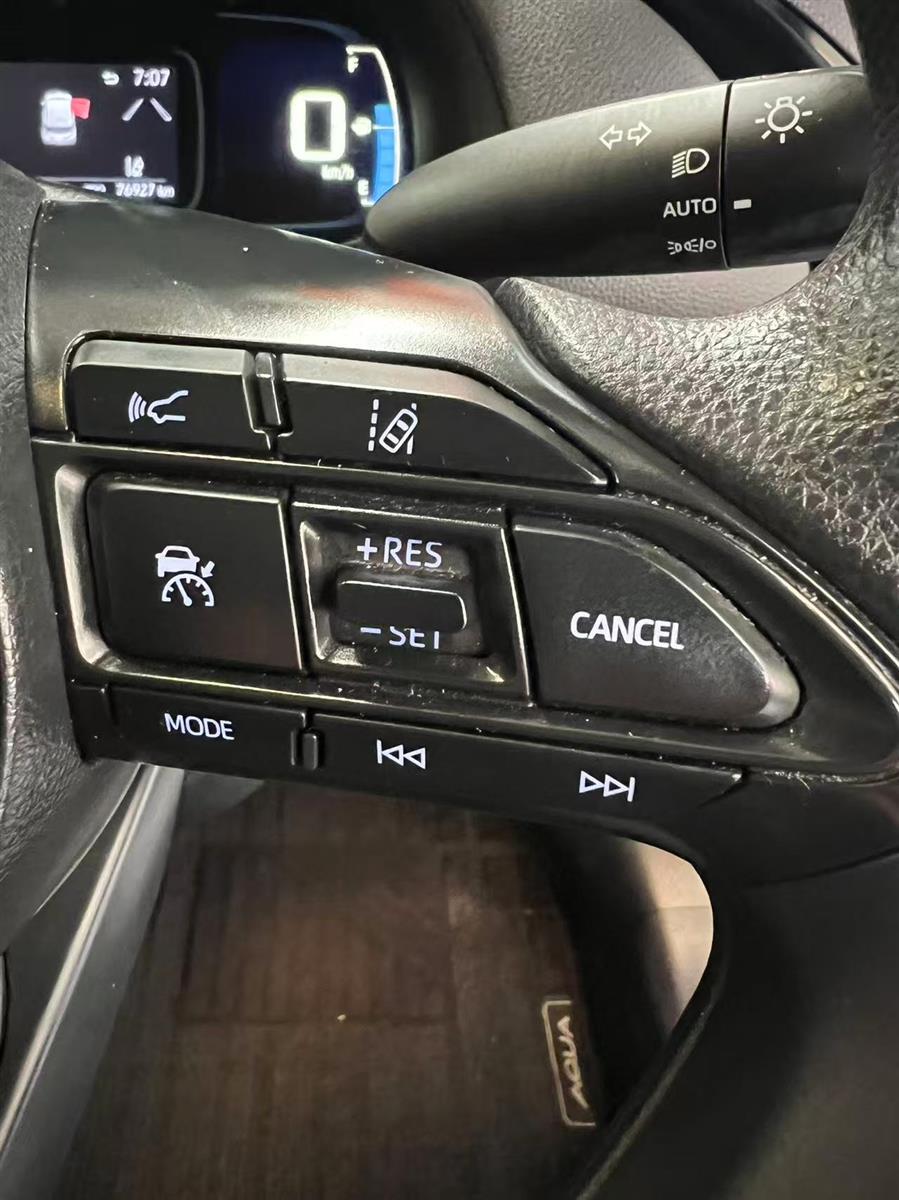 2022 Toyota Aqua thumbnail