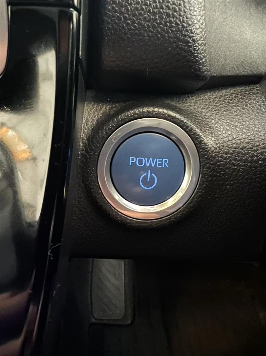 2022 Toyota Aqua thumbnail