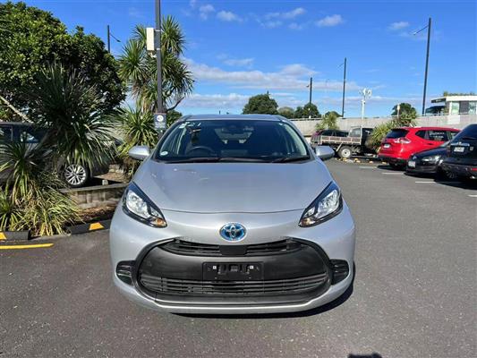 2022 Toyota Aqua thumbnail