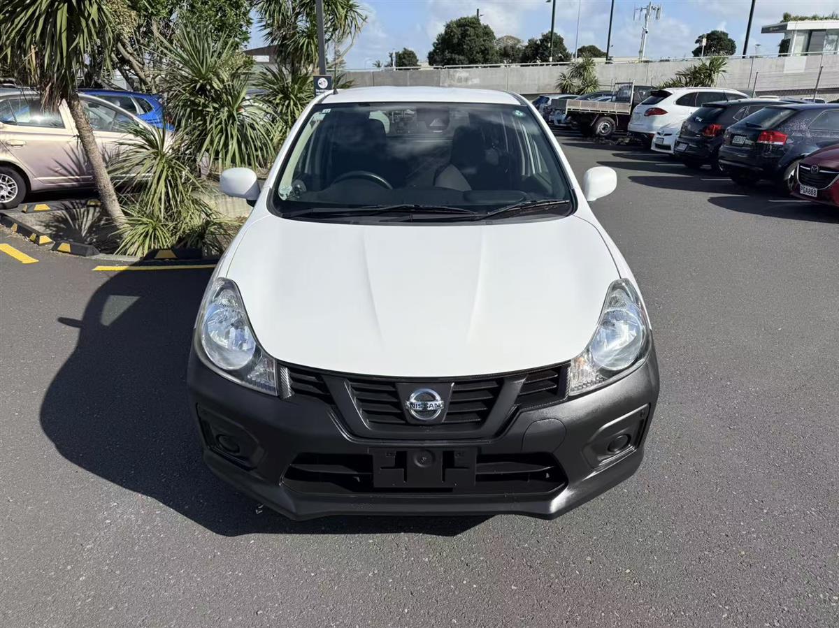 2020 Nissan AD thumbnail