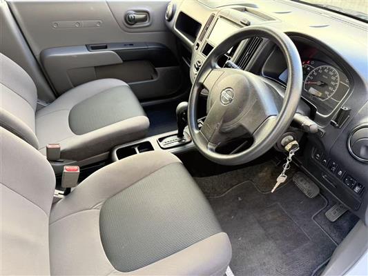 2020 Nissan AD thumbnail