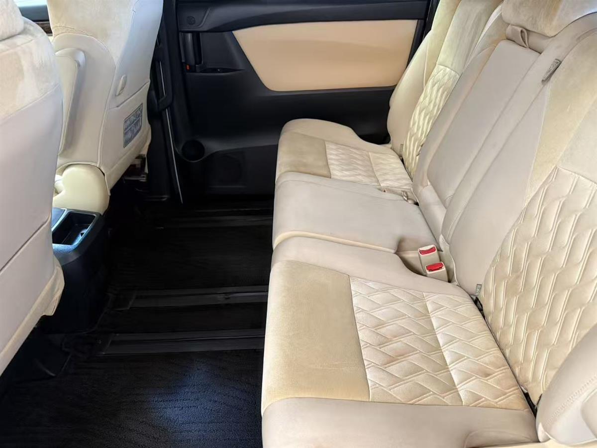 2018 Toyota Vellfire thumbnail