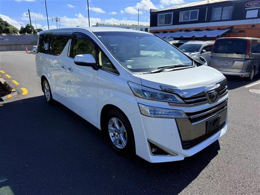 2018 Toyota Vellfire thumbnail