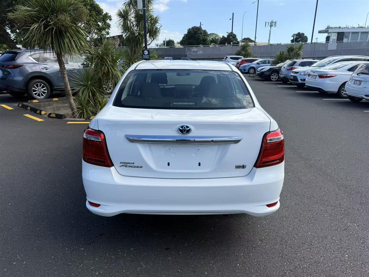 2019 Toyota Corolla thumbnail