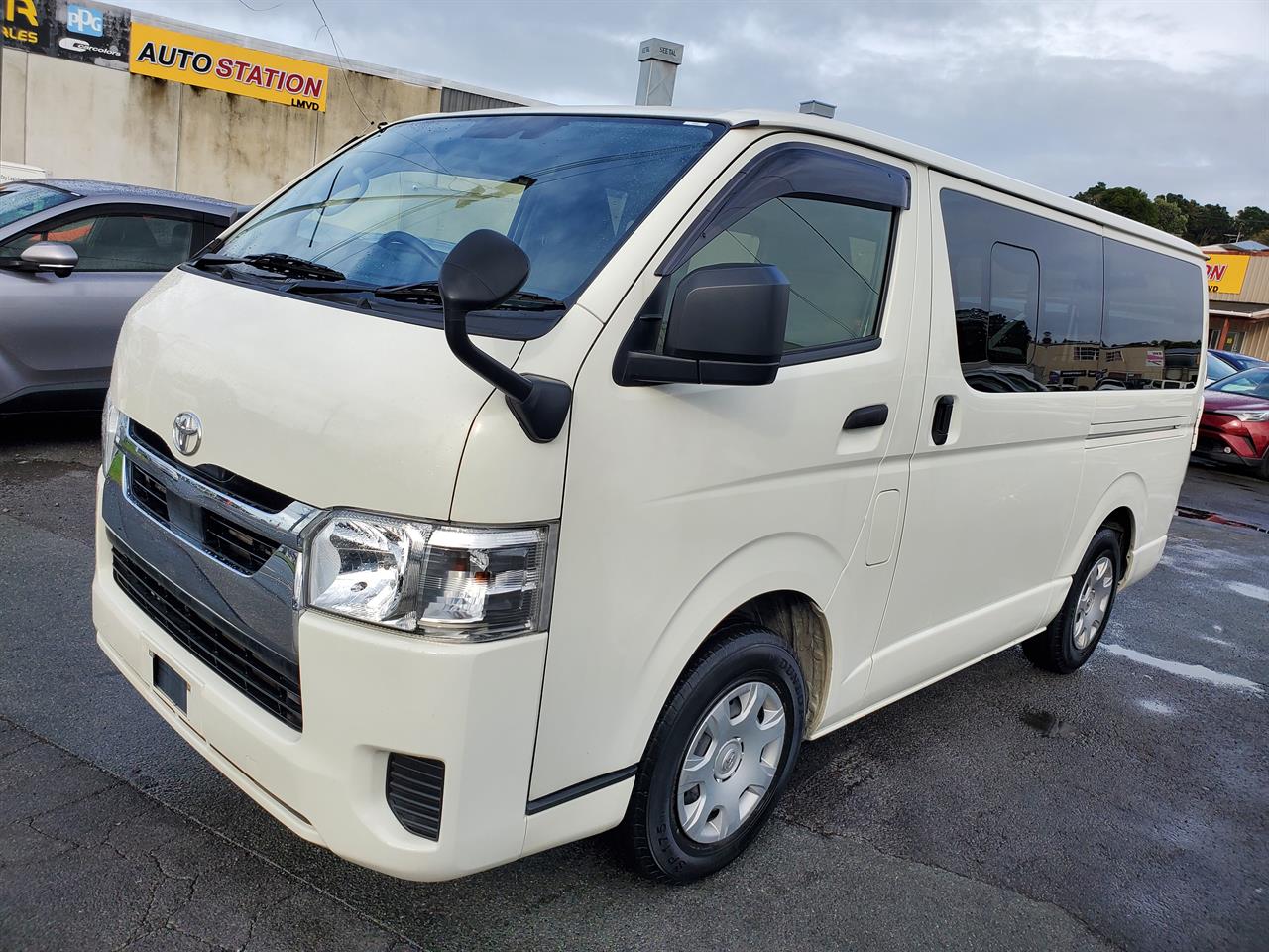 2020 Toyota Hiace thumbnail