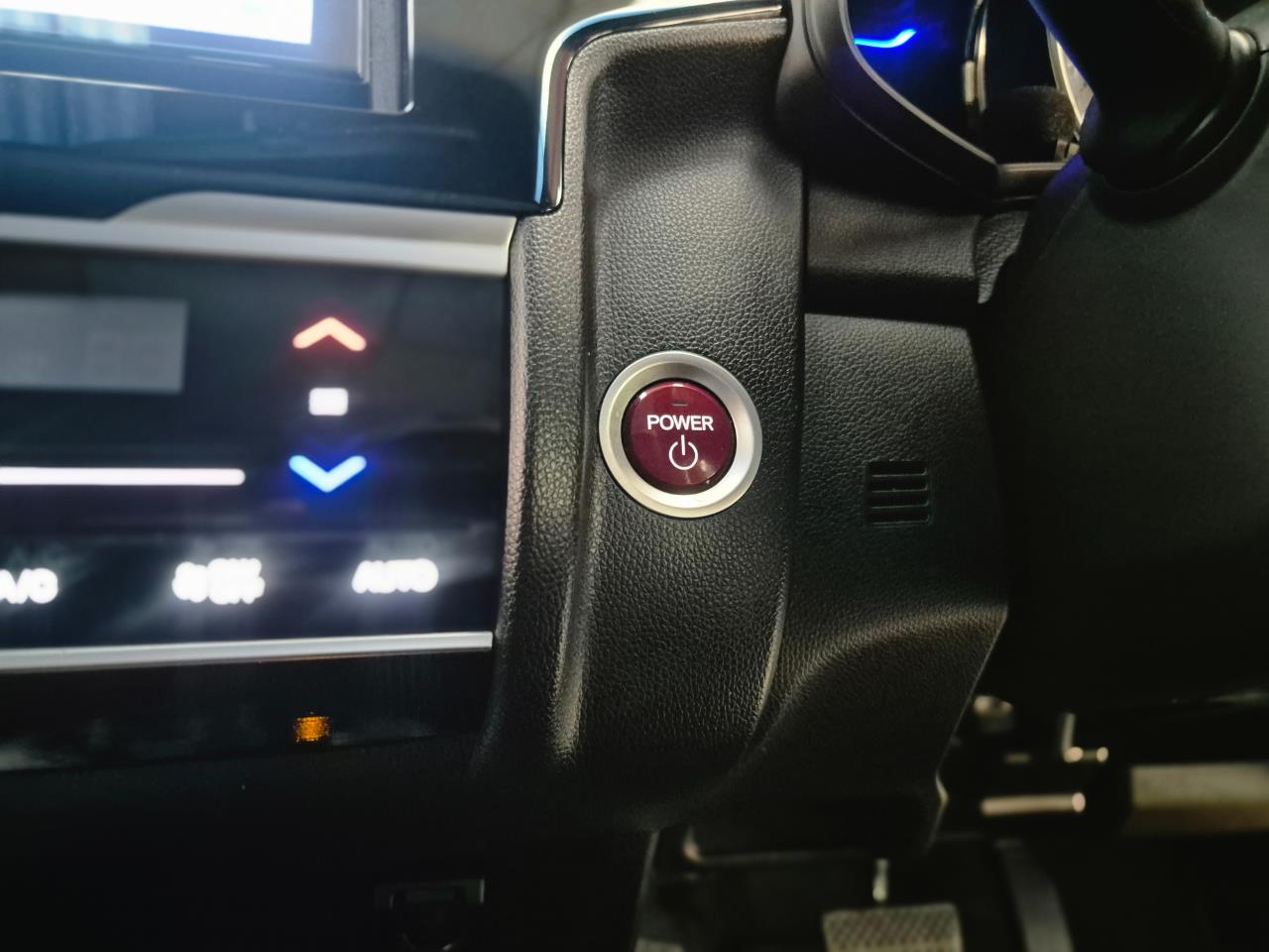 2014 Honda Fit thumbnail