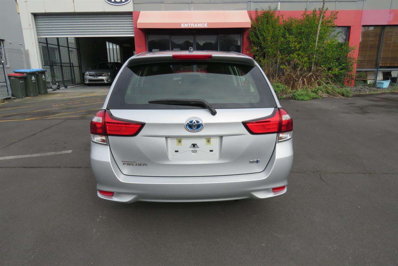 2017 Toyota Corolla thumbnail