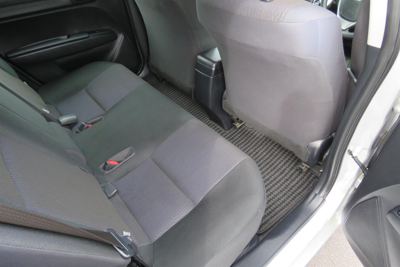 2017 Toyota Corolla thumbnail