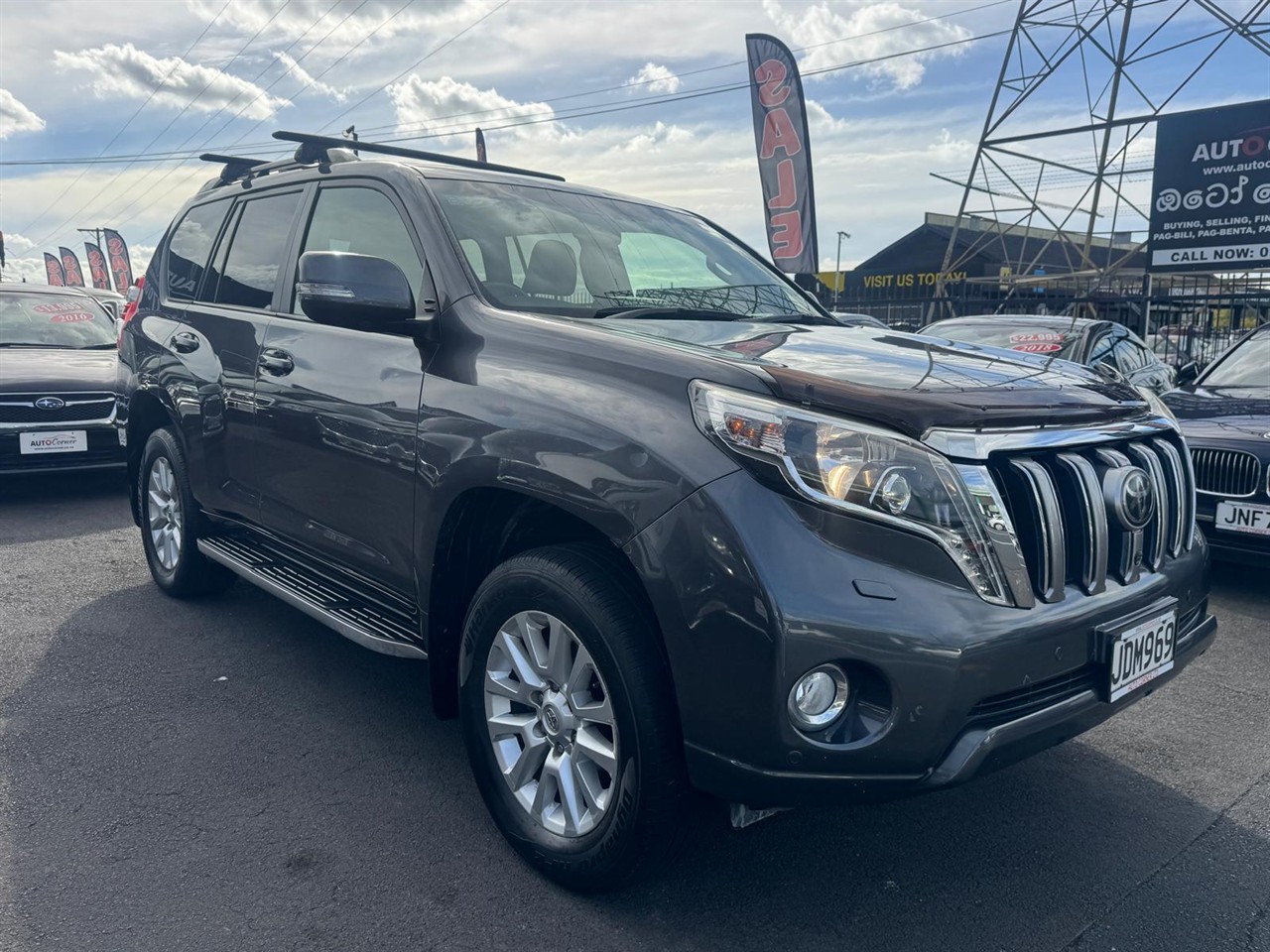 2015 Toyota Land thumbnail