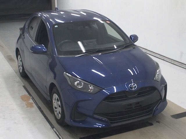 2021 Toyota Yaris thumbnail