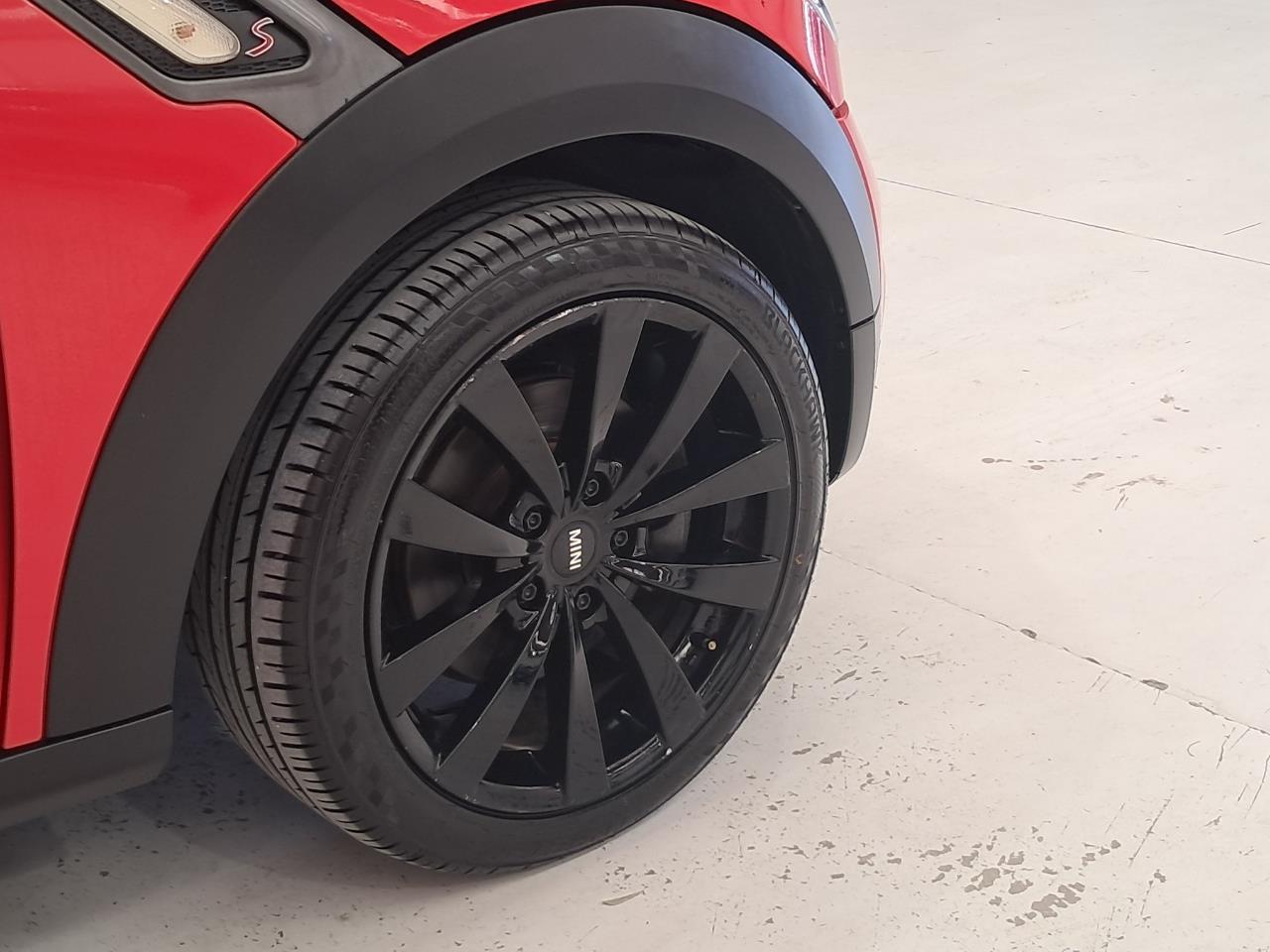 2012 BMW Mini thumbnail