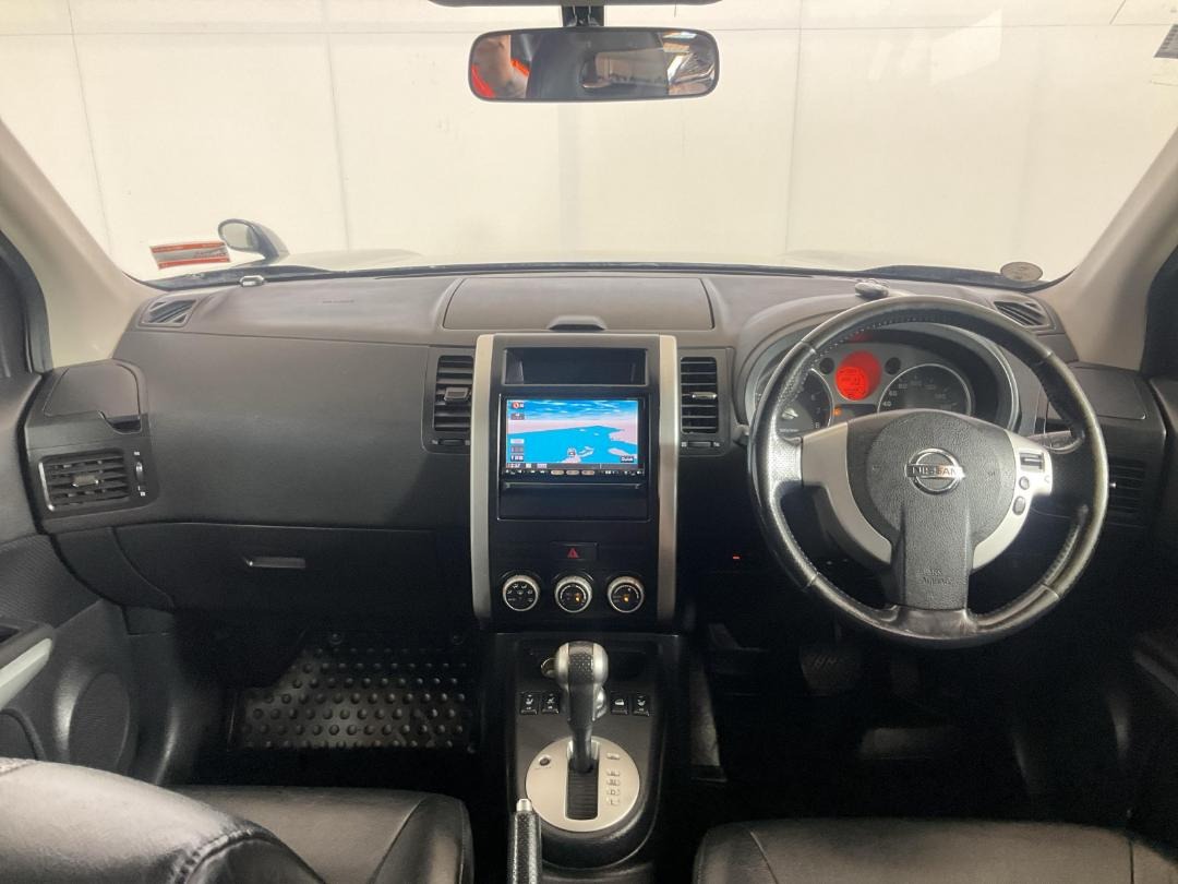 2010 Nissan X-Trail thumbnail