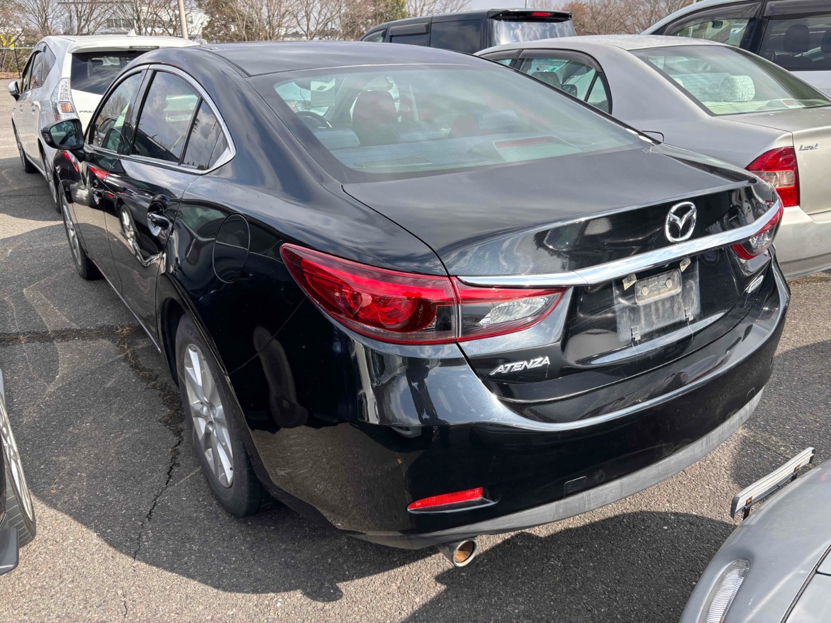 2015 Mazda Atenza thumbnail