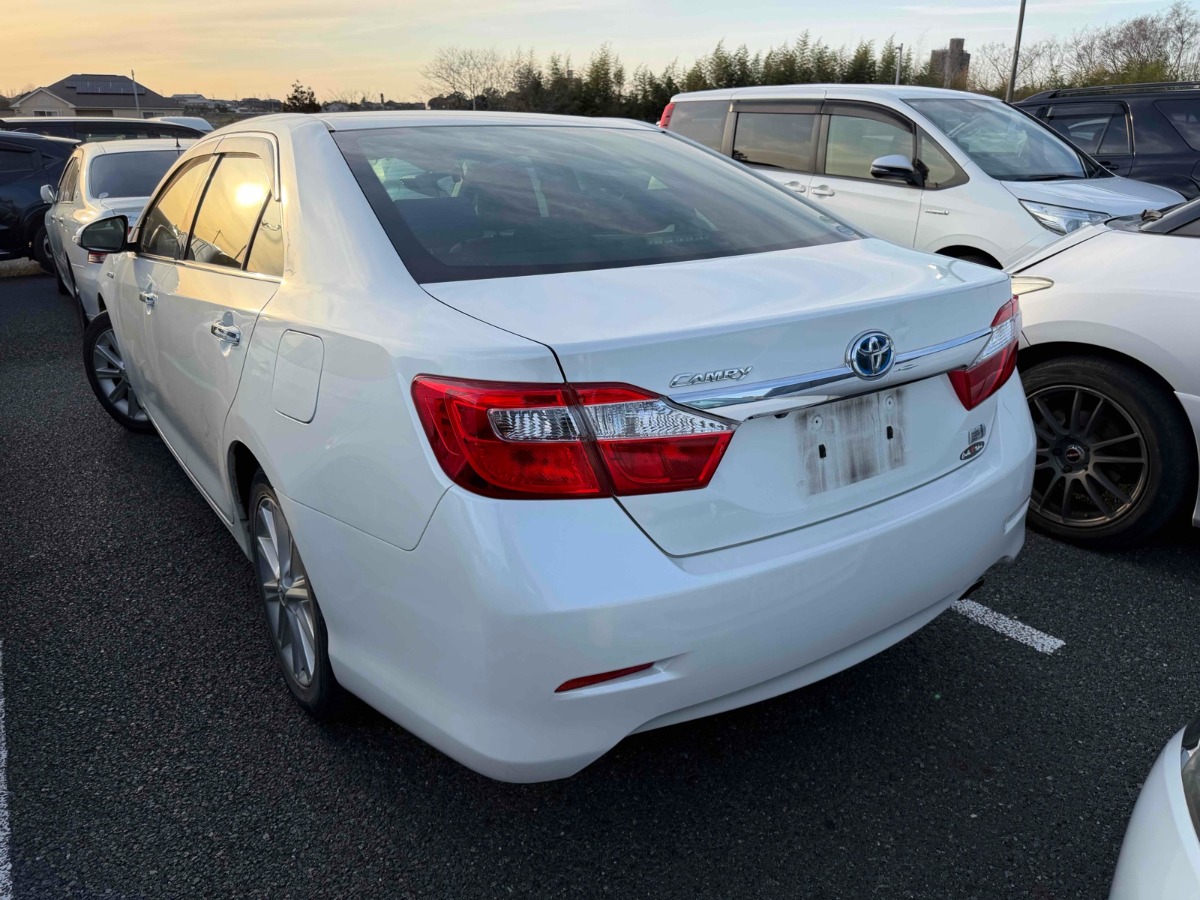 2013 Toyota Camry thumbnail