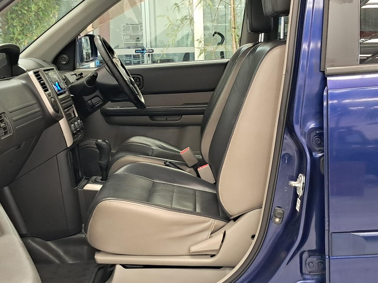 2006 Nissan X-Trail thumbnail
