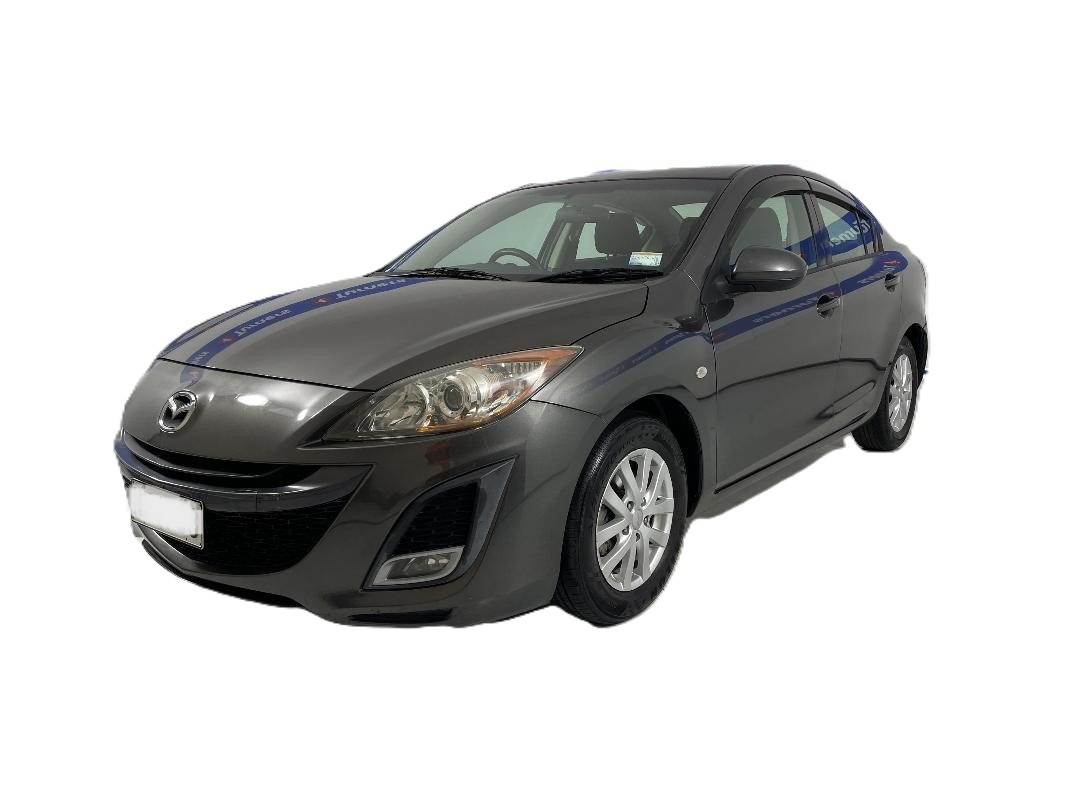 2010 Mazda Axela thumbnail