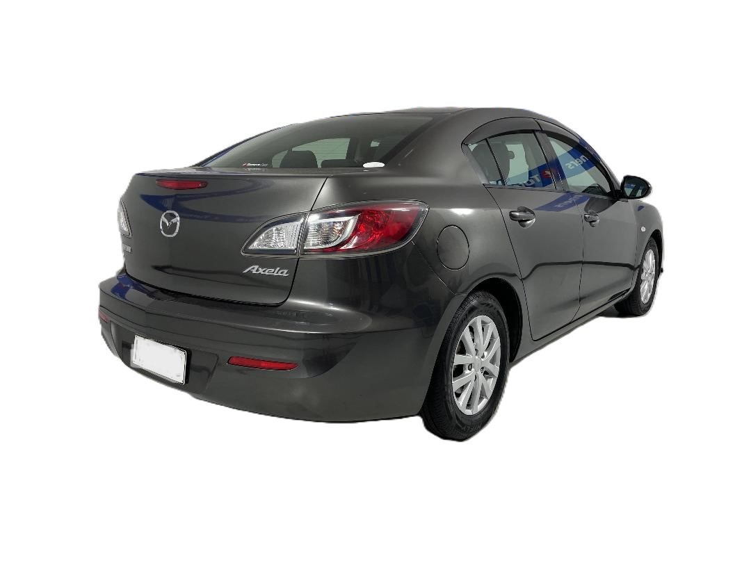 2010 Mazda Axela thumbnail