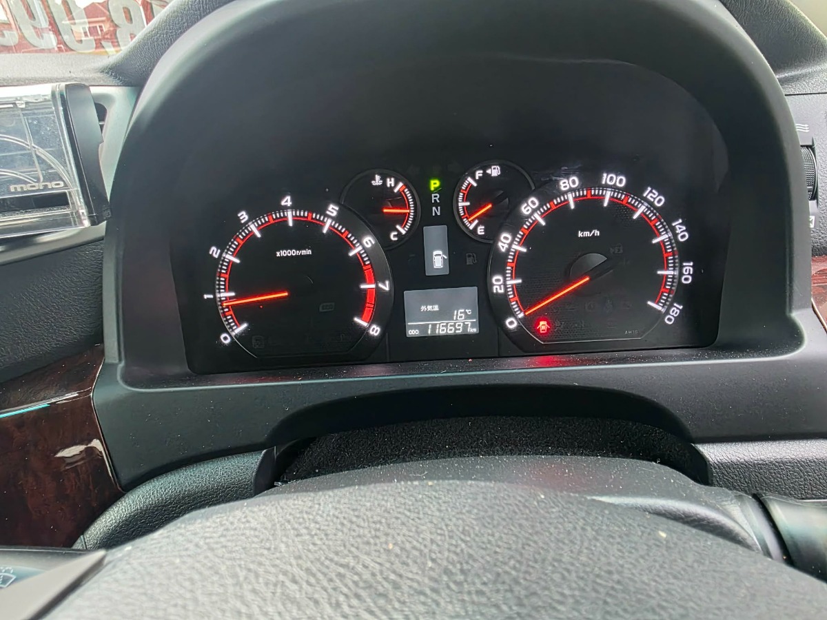 2012 Toyota Vellfire thumbnail