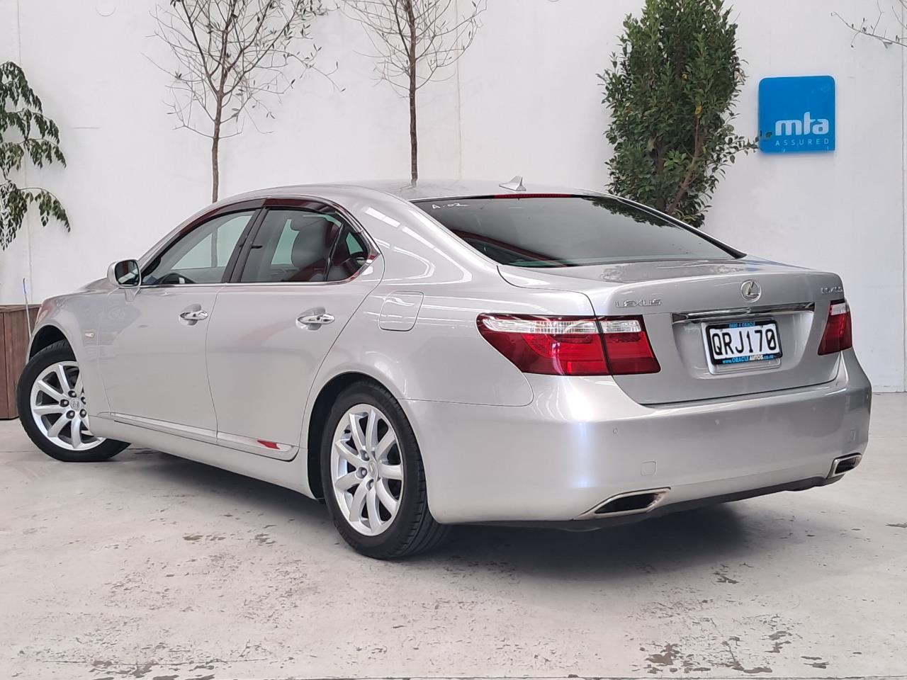 2009 Lexus LS460 thumbnail